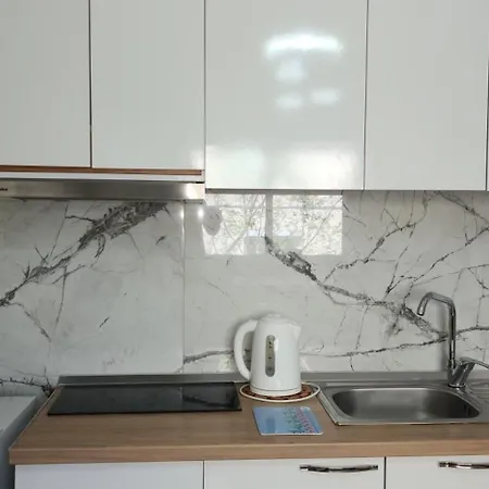 Apartament Helianthus, By Bloom In *