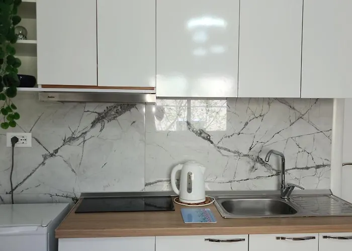 Apartament Helianthus, By Bloom In *